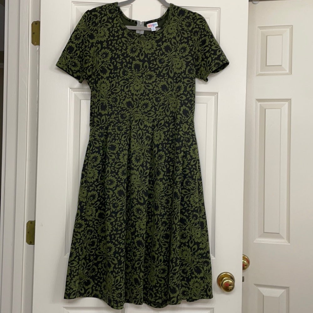 LulaRoe XL black and green floral dress with pockets
